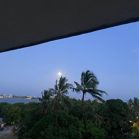Beachfront M. A.Apartment Νταρ ες Σαλάμ Εξωτερικό φωτογραφία