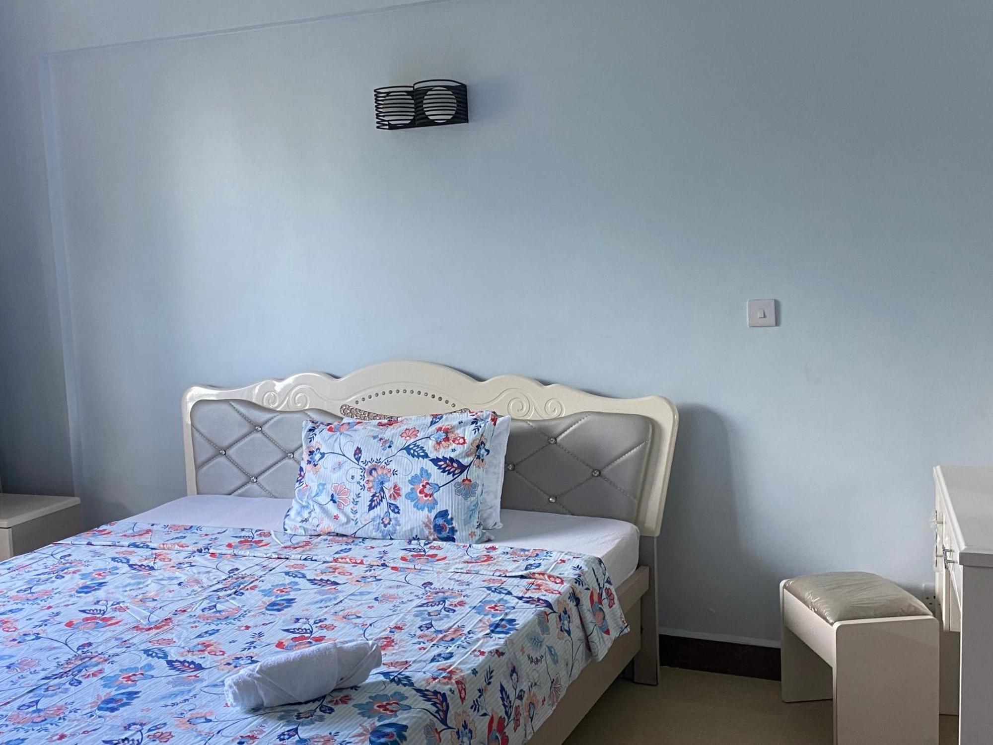 Beachfront M. A.Apartment Νταρ ες Σαλάμ Εξωτερικό φωτογραφία