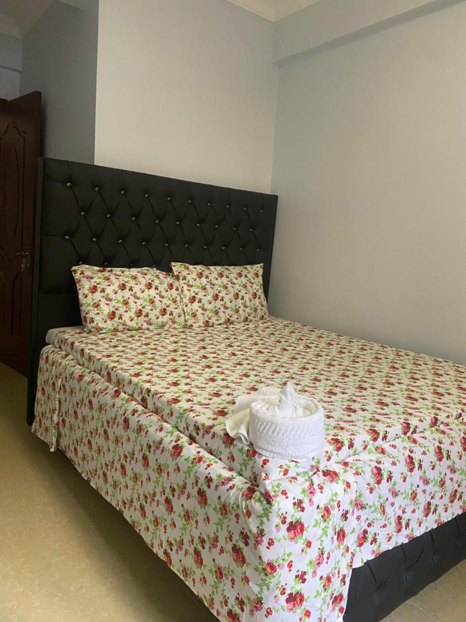 Beachfront M. A.Apartment Νταρ ες Σαλάμ Εξωτερικό φωτογραφία